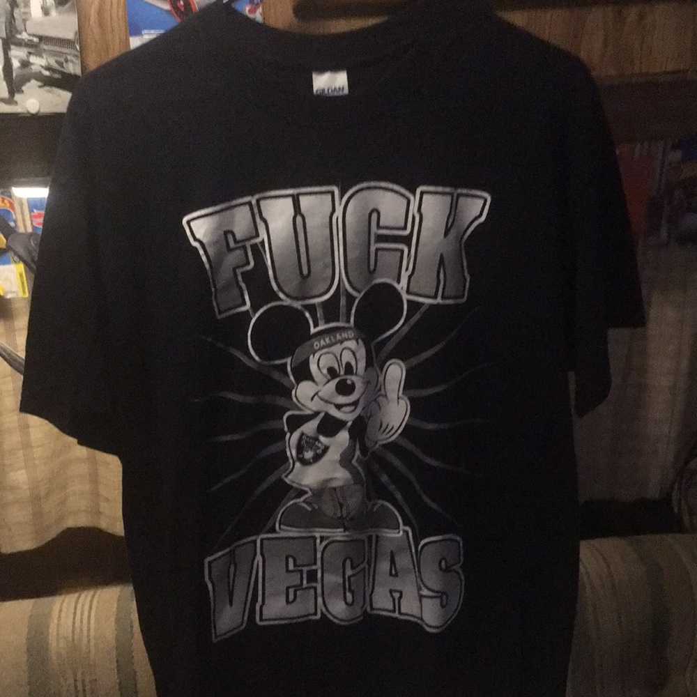 Gildan Oakland Raiders Shirt Large
